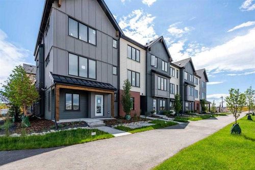 69 Mercado Cres Se, Calgary, AB, T3M4C2 | Card Image
