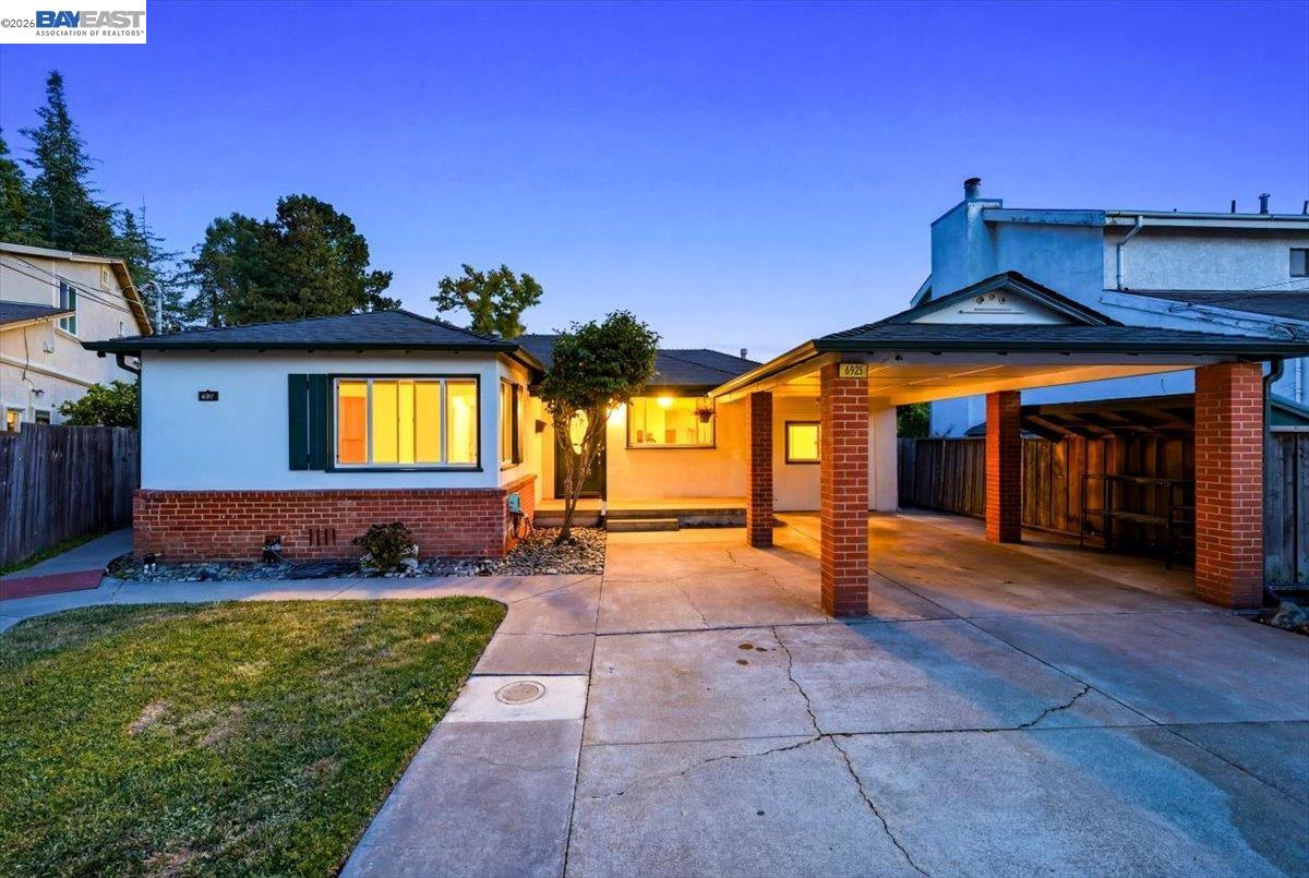 Residential in Castro Valley