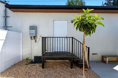 a-13700 Branford St, Arleta, CA, 91331-6221 | Card Image