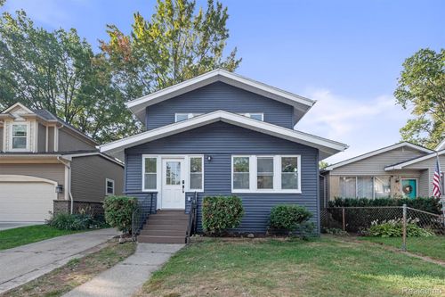 716 Hawthorn Ave, Royal Oak, MI, 48067-3622 | Card Image