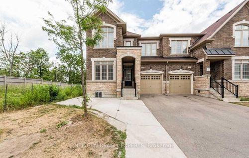 24 Thornapple St, Brampton, ON, L6R3X2 | Card Image