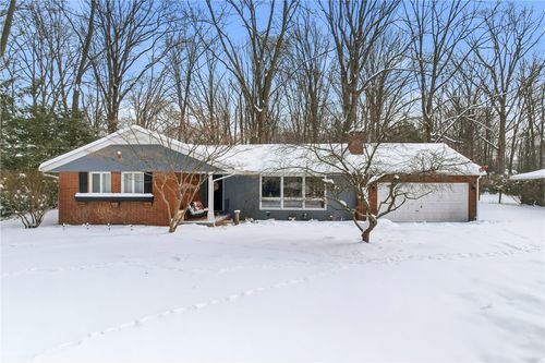 679 Dogwood Ln, Hermitage, PA, 16148-2443 | Card Image