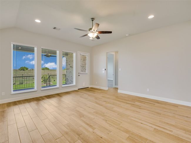 131 Plumbago Loop, House other with 3 bedrooms, 2 bathrooms and 4 parking in Bastrop TX | Image 10