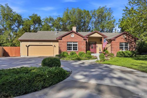 115 Walnut Creek Way, Nampa, ID, 83686-8151 | Card Image