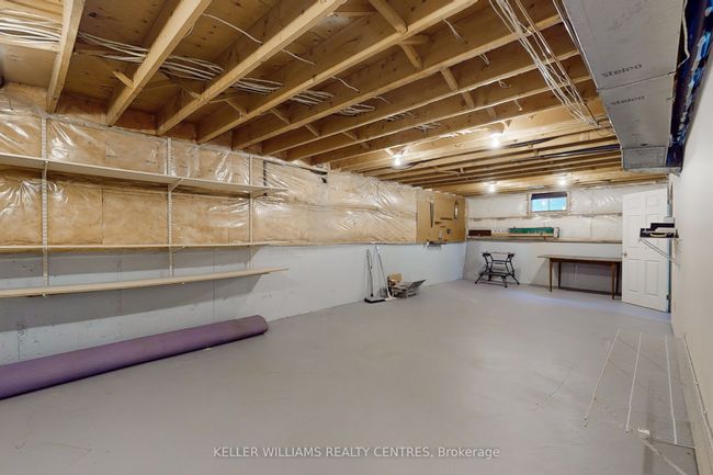 32 Petch Cres, House other with 4 bedrooms, 3 bathrooms and 4 parking in Aurora ON | Image 31