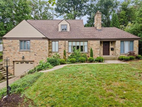 31 Woodland Dr, Pittsburgh, PA, 15228-1713 | Card Image