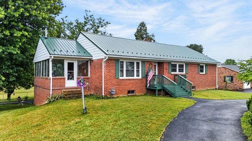 164 Tinkling Spring Rd, FISHERSVILLE, VA, 22939-2201 | Card Image
