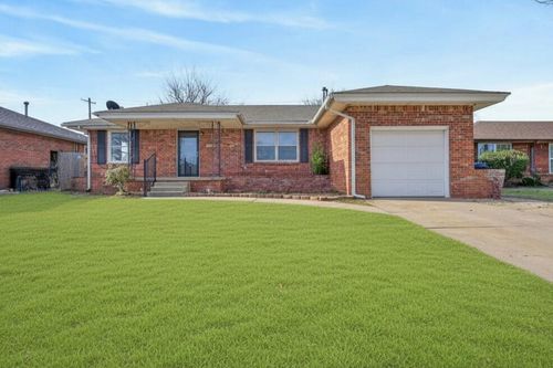 2420 Nw 54th St, Oklahoma City, OK, 73112-7759 | Card Image