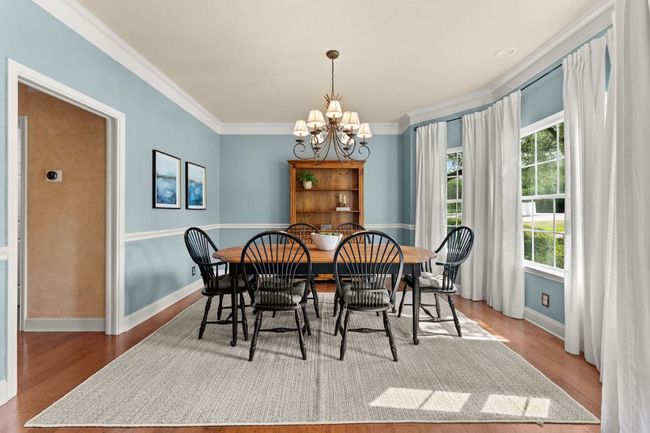 558 Peterson Ln, House other with 4 bedrooms, 3 bathrooms and 5 parking in Lakeway TX | Image 12