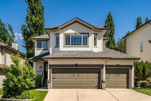 15 Valley Stream Cir Nw, Calgary, AB, T3B5V9 | Card Image