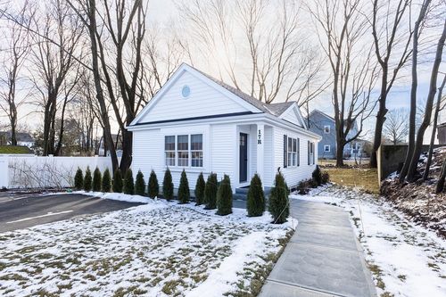 17 Harding Rd, Norwood, MA, 02062-3209 | Card Image