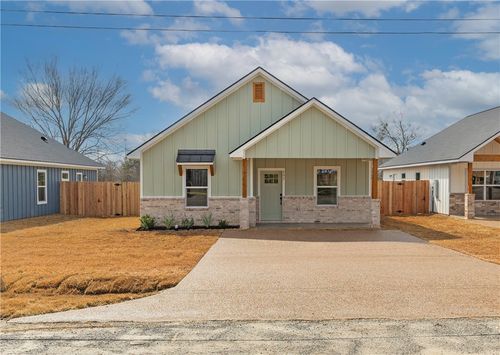 207 Lock Lane, Bryan, TX, 77803 | Card Image