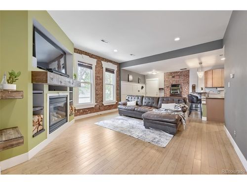 a-4105 Tejon St, Denver, CO, 80211-1880 | Card Image