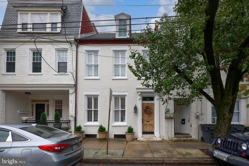 212 W Chestnut St, LANCASTER, PA, 17603-3520 | Card Image