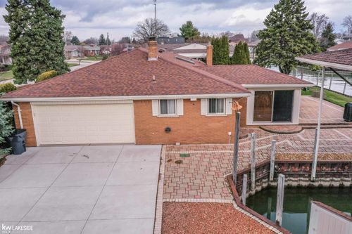 37936 Seaway Ct, Harrison Township, MI, 48045-6201 | Card Image