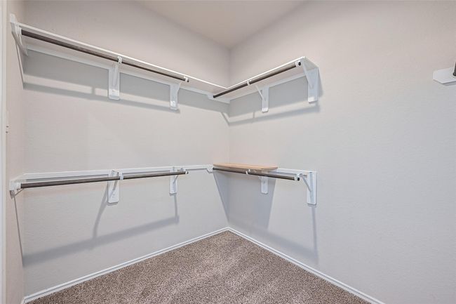 Primary Closet | Image 30