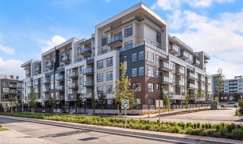 7936 206 St, Langley, BC, V2Y3X8 | Card Image