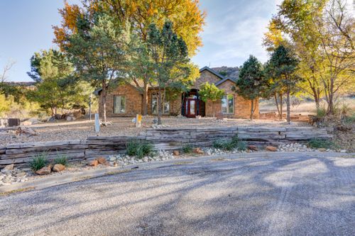 3 Sunset Ln, Ransom Canyon, TX, 79366-2411 | Card Image
