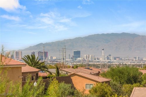 apt-822-2900 Sunridge Heights Pkwy, Henderson, NV, 89052-4481 | Card Image