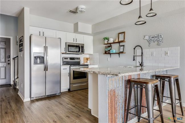 171 Comanche Pt, Townhouse with 3 bedrooms, 3 bathrooms and 2 parking in Point Venture TX | Image 16