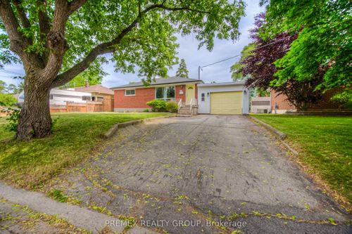 10 Sycamore Dr, Brantford, ON, N3R2M1 | Card Image