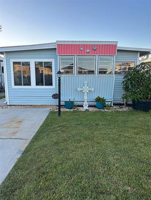 66 Eagle Pt S, OSTEEN, FL, 32764-8503 | Card Image