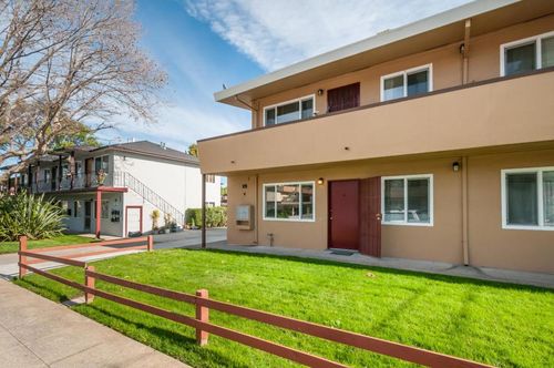 a-4 E 41st Place, San Mateo, CA, 94403 | Card Image