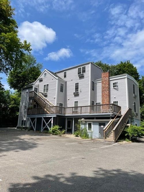 unit-101-40 Summer St, Bridgewater, MA, 02324-2637 | Card Image