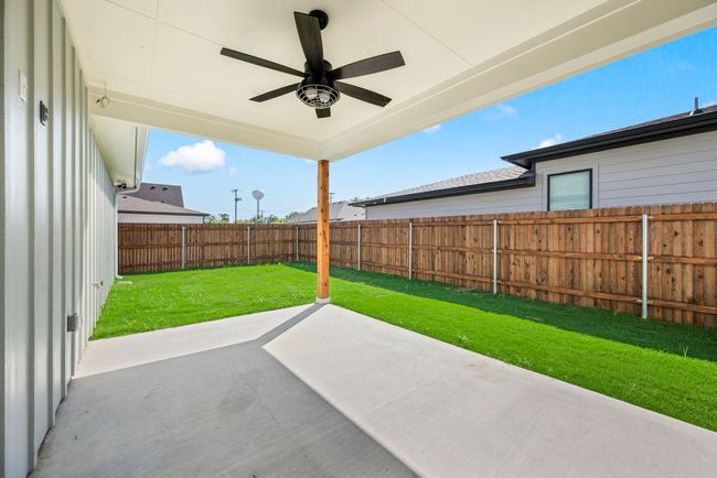 207 W 7 Th St, House other with 4 bedrooms, 3 bathrooms and null parking in Justin TX | Image 37