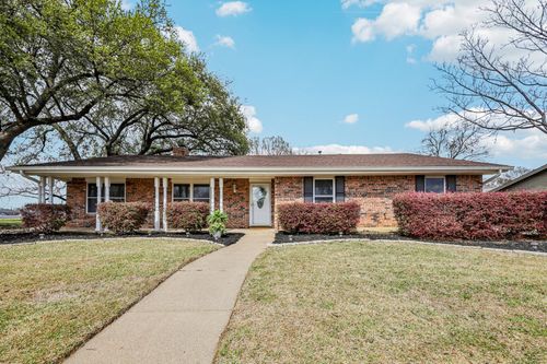 1015 Rocky Canyon Rd, Arlington, TX, 76012-4122 | Card Image