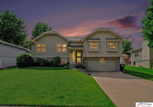 7728 S 70th St, La Vista, NE, 68128-3003 | Card Image