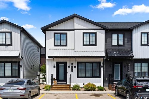 121-2715 Narcisse Dr, Regina, SK, S4X0P8 | Card Image