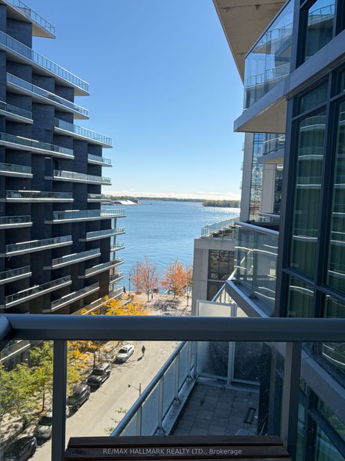 807-15 Merchants' Wharf, Toronto, ON, M5A0N8 | Card Image