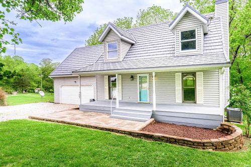 7667 Rockport Rd, Bloomington, IN, 47403-9159 | Card Image