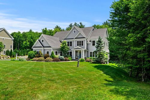 32 Settlers Ct, Bedford, NH, 03110-4546 | Card Image