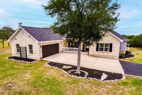 1033 Castleway Rd, New Braunfels, TX, 78132-2702 | Card Image