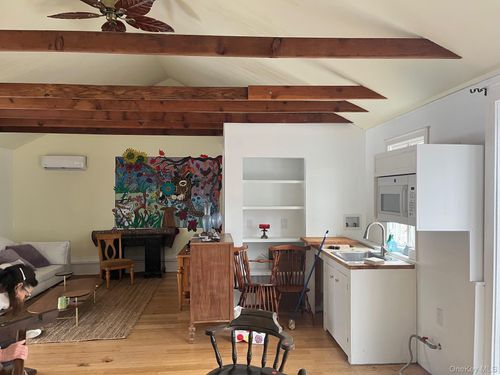 cottage-178 Barnes, Brookhaven, NY, 11955 | Card Image