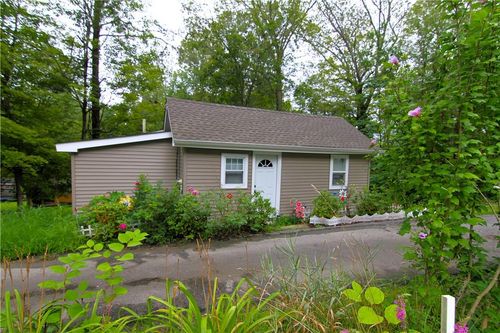 14-35 Glanhope Rd, East Fishkill, NY, 12533-7433 | Card Image