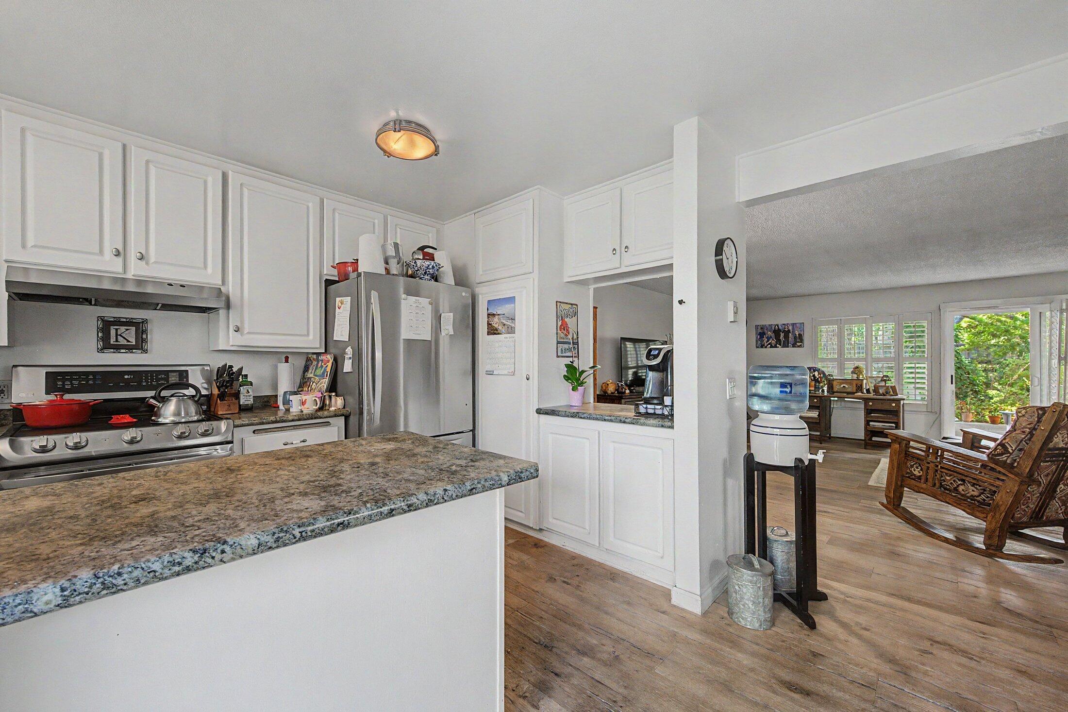 Residential in CARPINTERIA 4