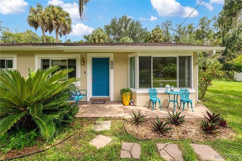 2021 13th Ave, Crystal River, FL, 34428-5004 | Card Image
