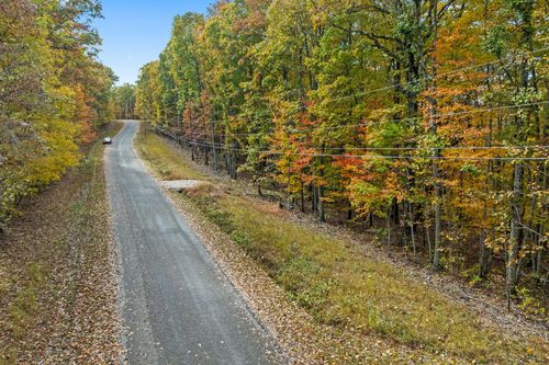 461 E Cove Rd, Monterey, TN, 38574-7053 | Card Image