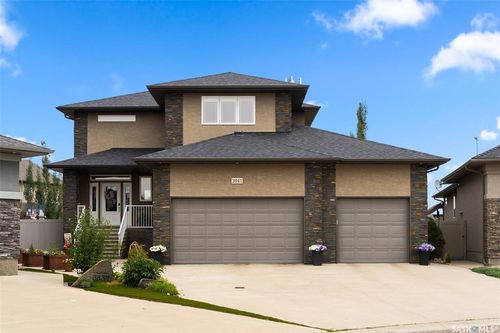 3841 Goldfinch Way, Regina, SK, S4V1S4 | Card Image