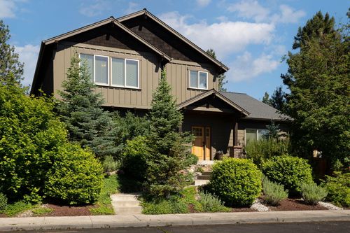 61433 Linton Loop, Bend, OR, 97702-3219 | Card Image