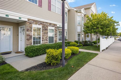 121-121 Spring Dr, East Meadow, NY, 11554-2269 | Card Image