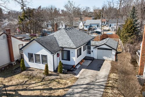 426 Wolsely St, Peterborough, ON, K9H5A5 | Card Image