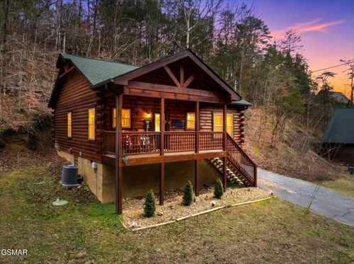 1636 Eagle Springs Rd, Sevierville, TN, 37876-1386 | Card Image