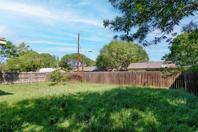 311 August St, House other with 3 bedrooms, 2 bathrooms and 6 parking in Schulenburg TX | Image 30