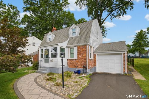 38 Harding Ave, Newington, CT, 06111-1915 | Card Image