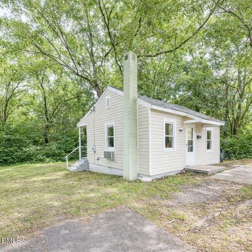 632 Breckenridge St, Henderson, NC, 27536-3285 | Card Image