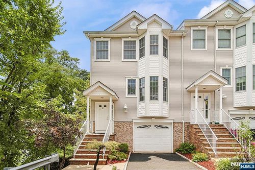 13 Carol Lane, River Edge, NJ, 07661 | Card Image